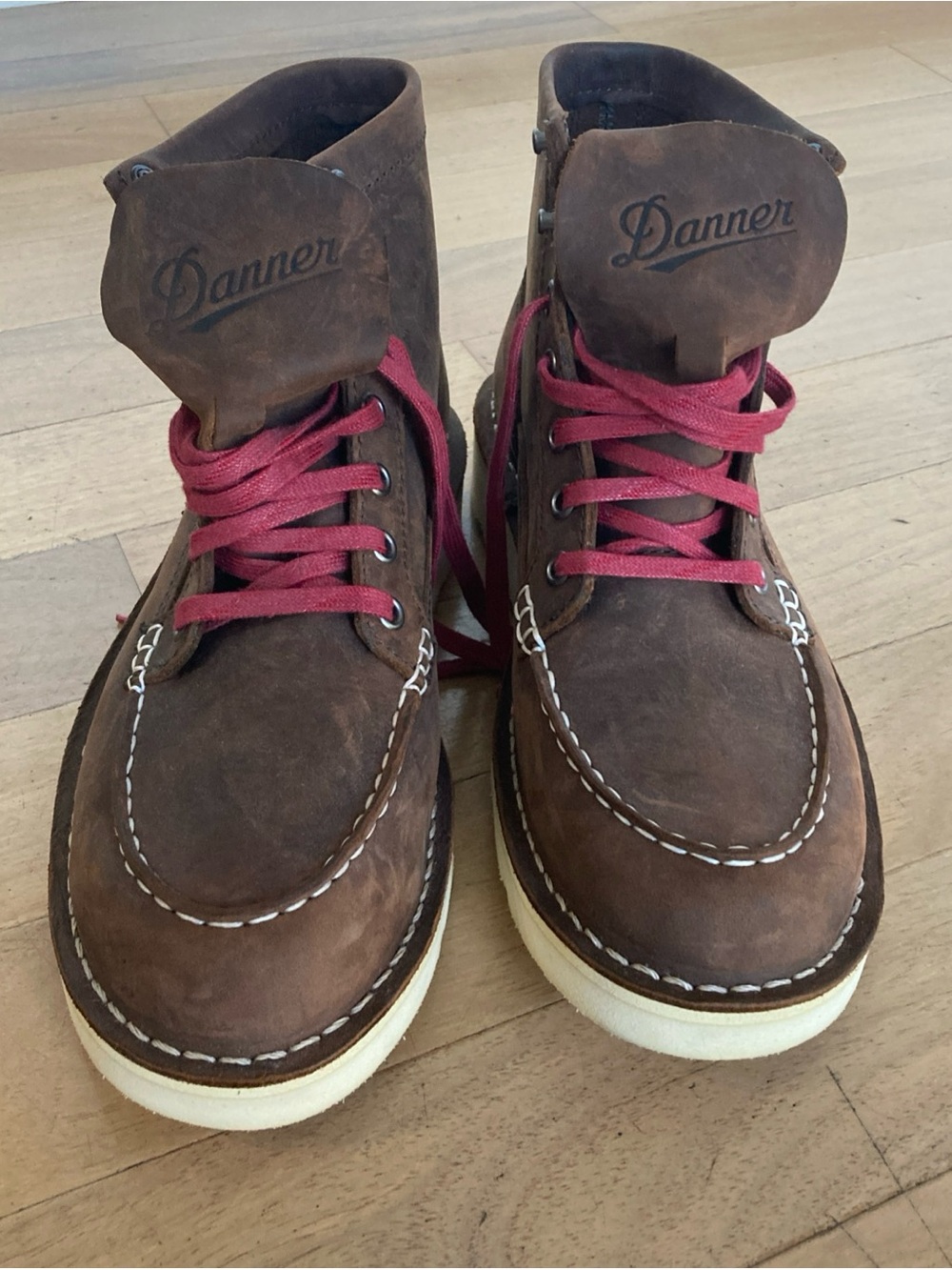 Danner Womens Brown Bull Run Moc 6”  Boots size 8